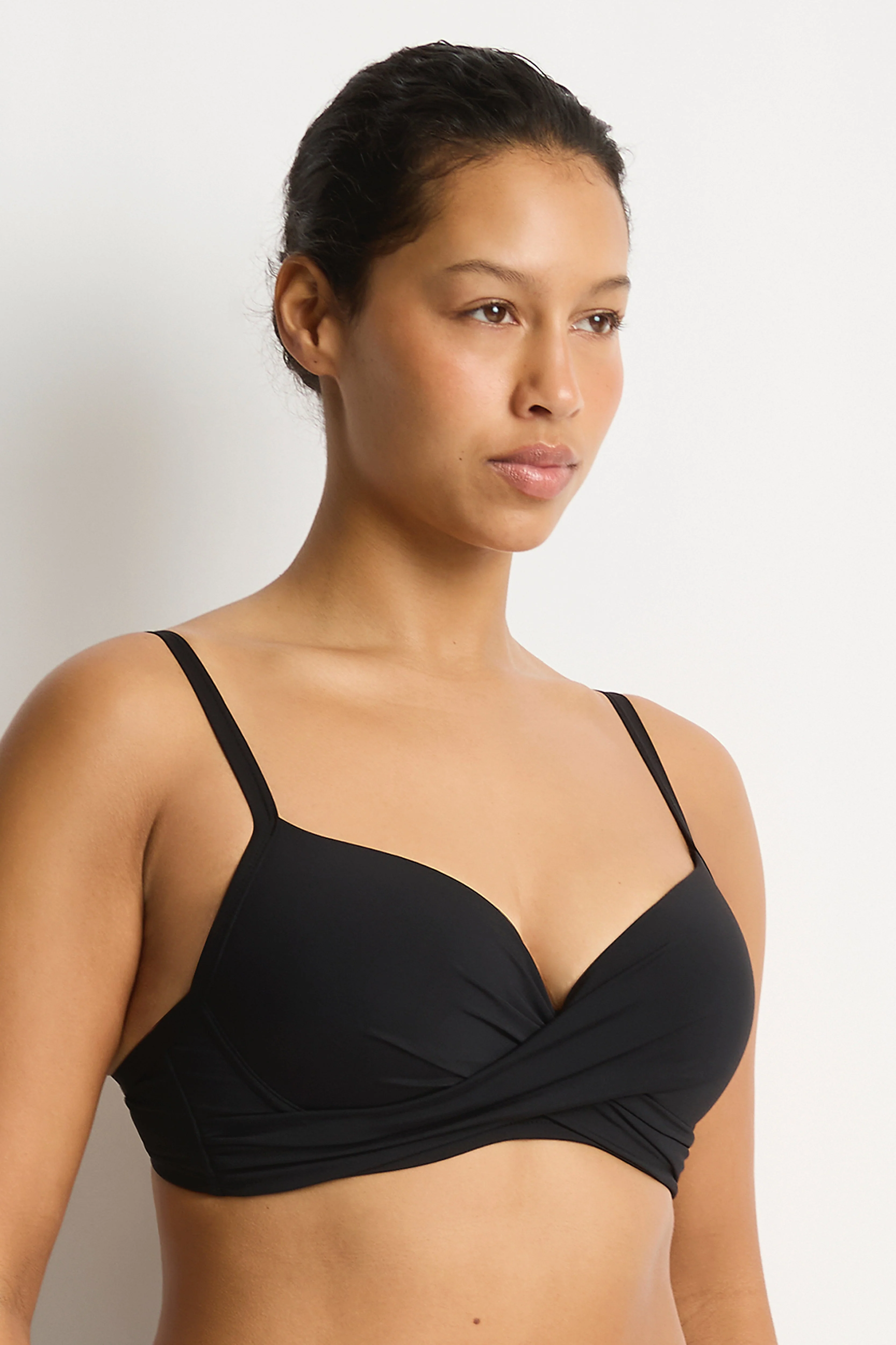 Eco Essentials Cross Front Moulded Cup Bra - Image 9