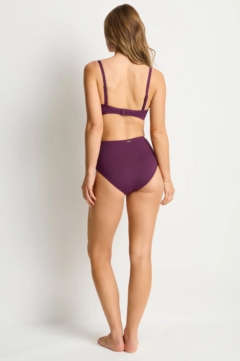 Essentials Edit Cross Front Moulded Cup Bra - Image 3