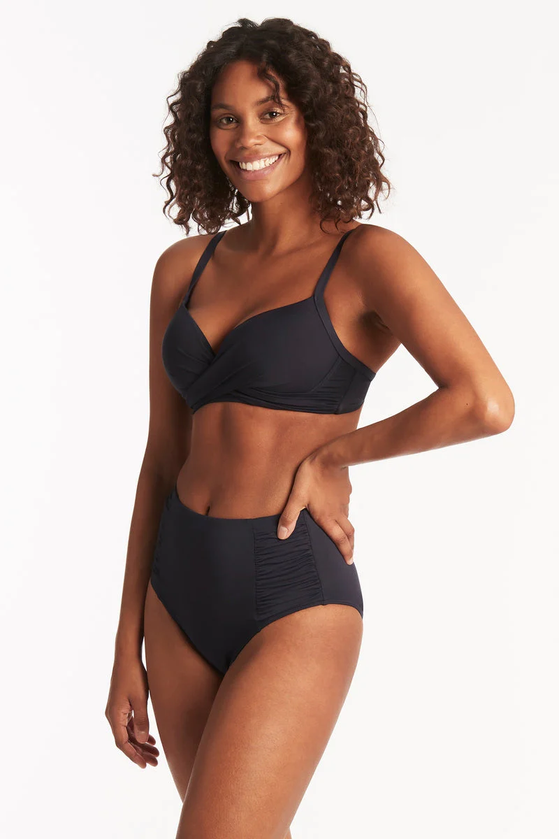 Eco Essentials Cross Front Moulded Cup Bra - Image 8