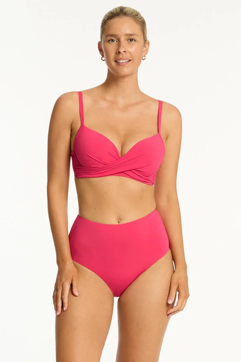 Essentials Edit Cross Front Moulded Cup Bra - Image 5