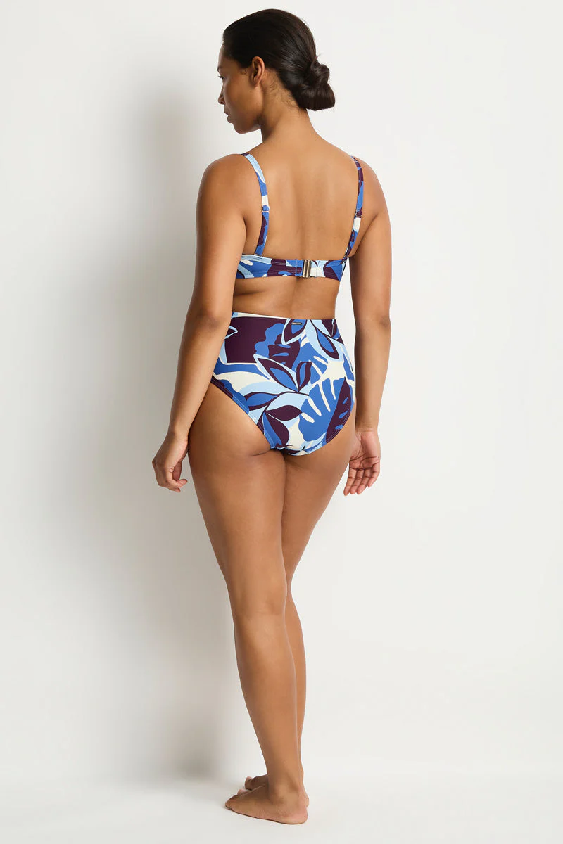 Rumba Cross Front Moulded Cup Bra - Image 3