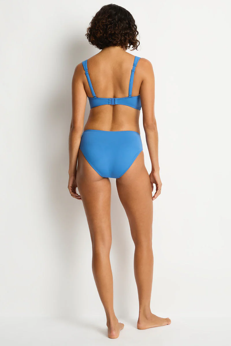Essentials Edit Cross Front Multifit Bra - Image 3