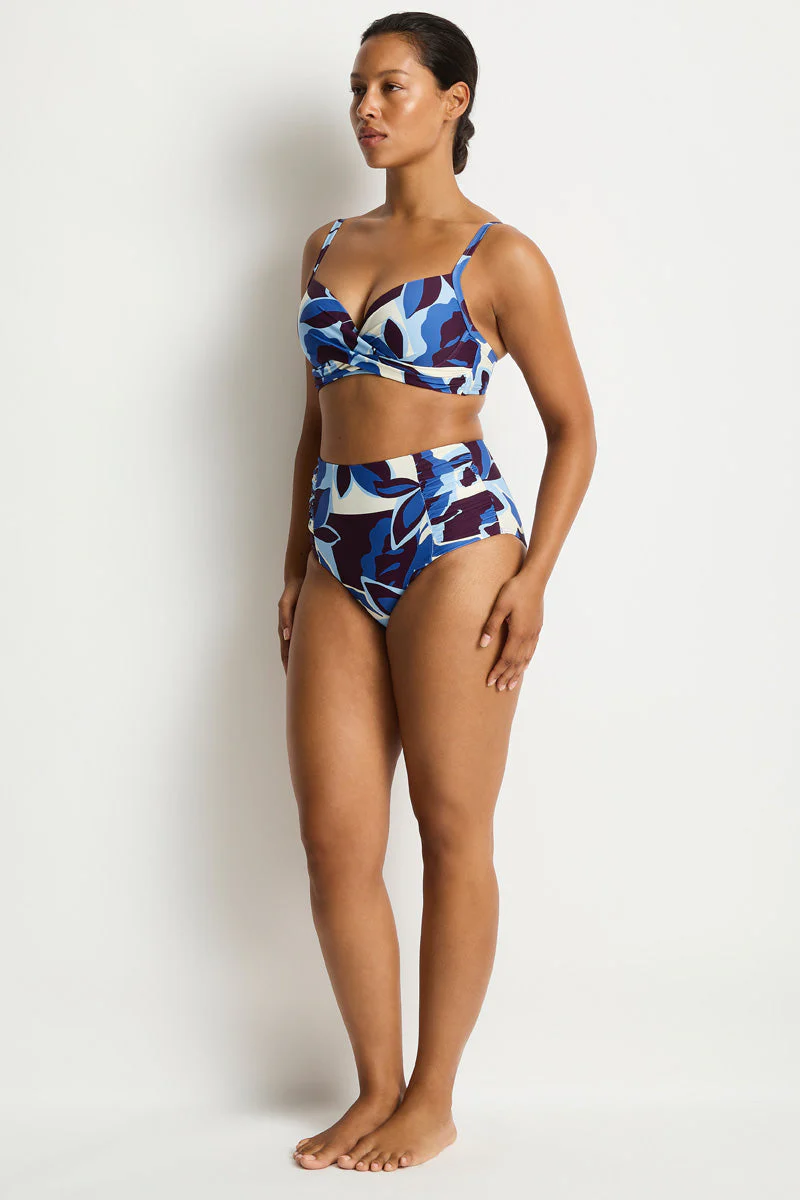 Rumba High Waist Gathered Side Pant